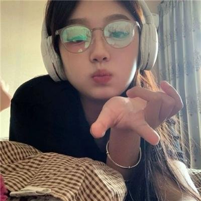 羊妈妈与狮子